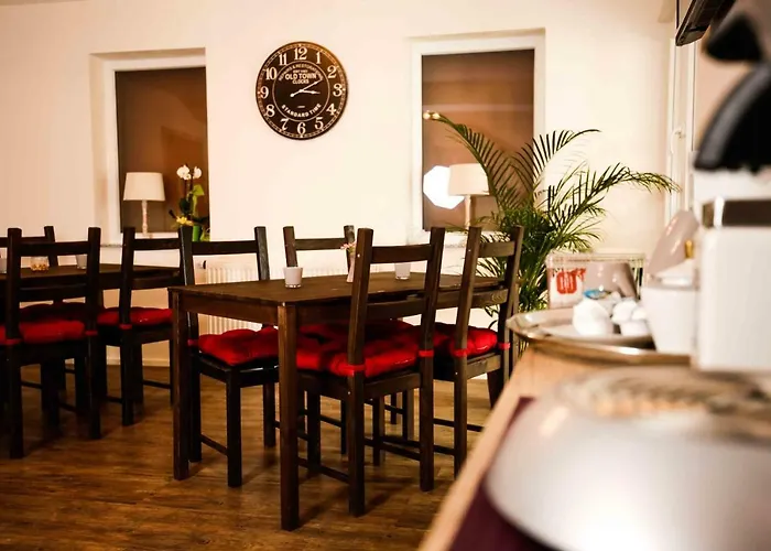 Zum Schloss Gæstehus