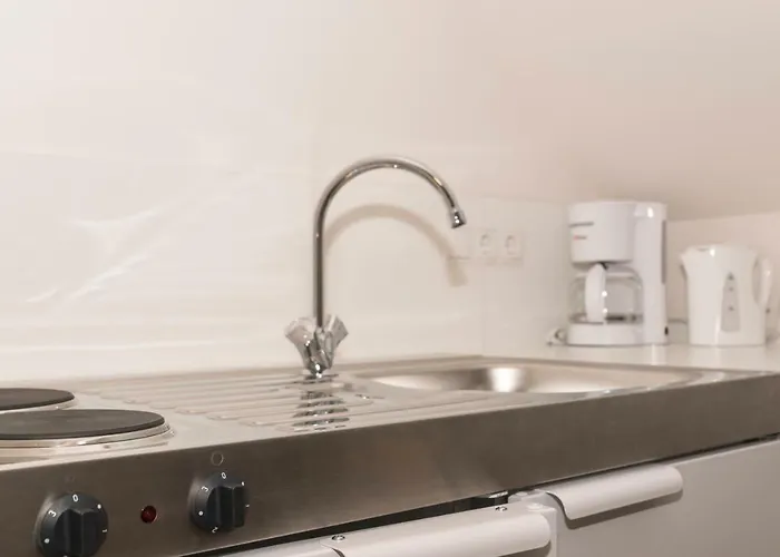 Zum Schloss Gæstehus